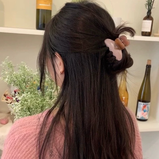 5cm Sweet Girl Heart Shaped Acetic Acid Hair Clip, For High Ponytail Or Half Up Style, Elegant And Graceful Valentine's Day